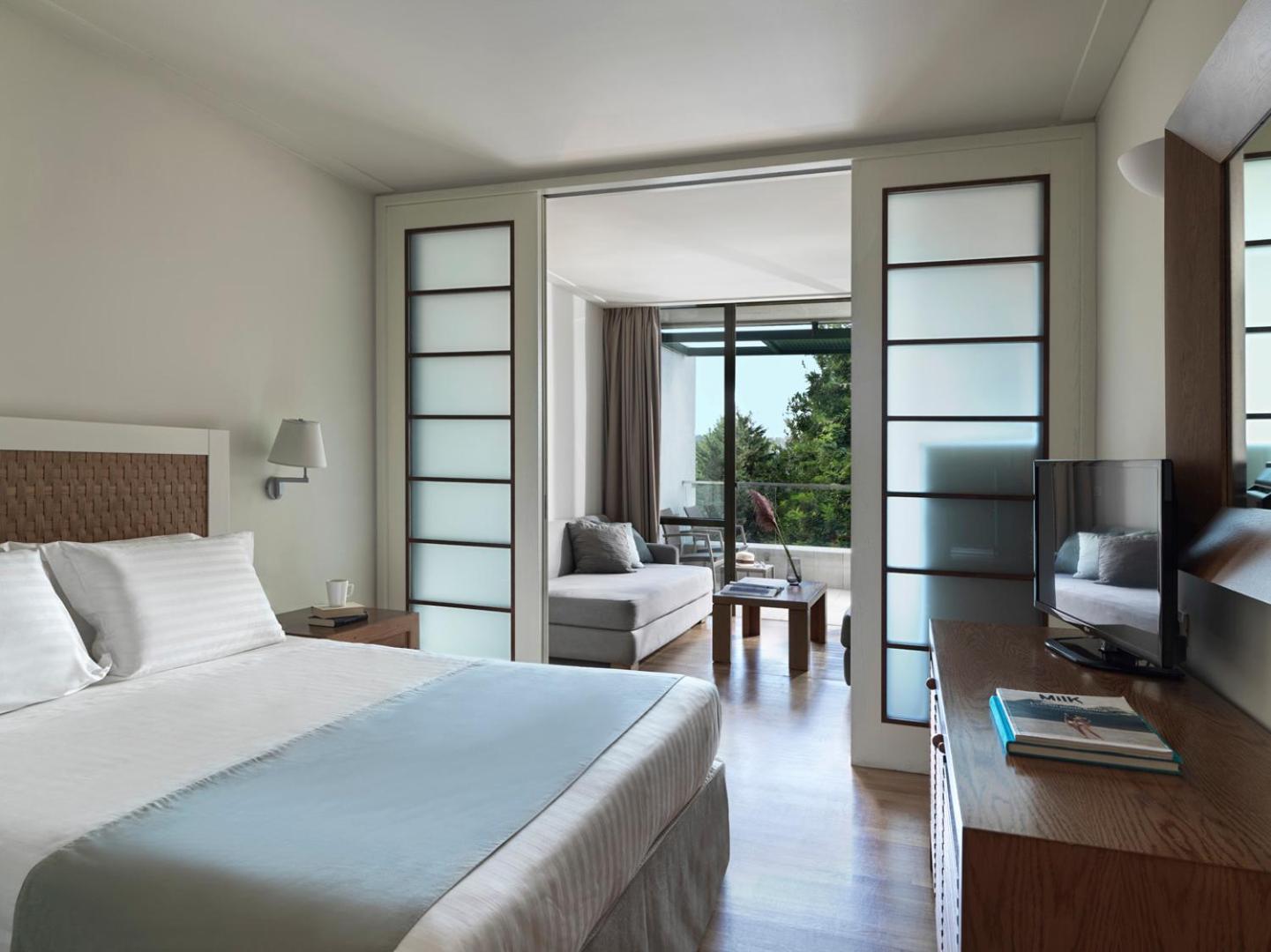 Bay & Resort 5*